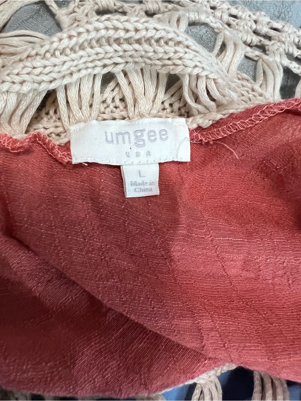 Umgee Colorblock Crochet Top Size Large - Picture 5 of 7